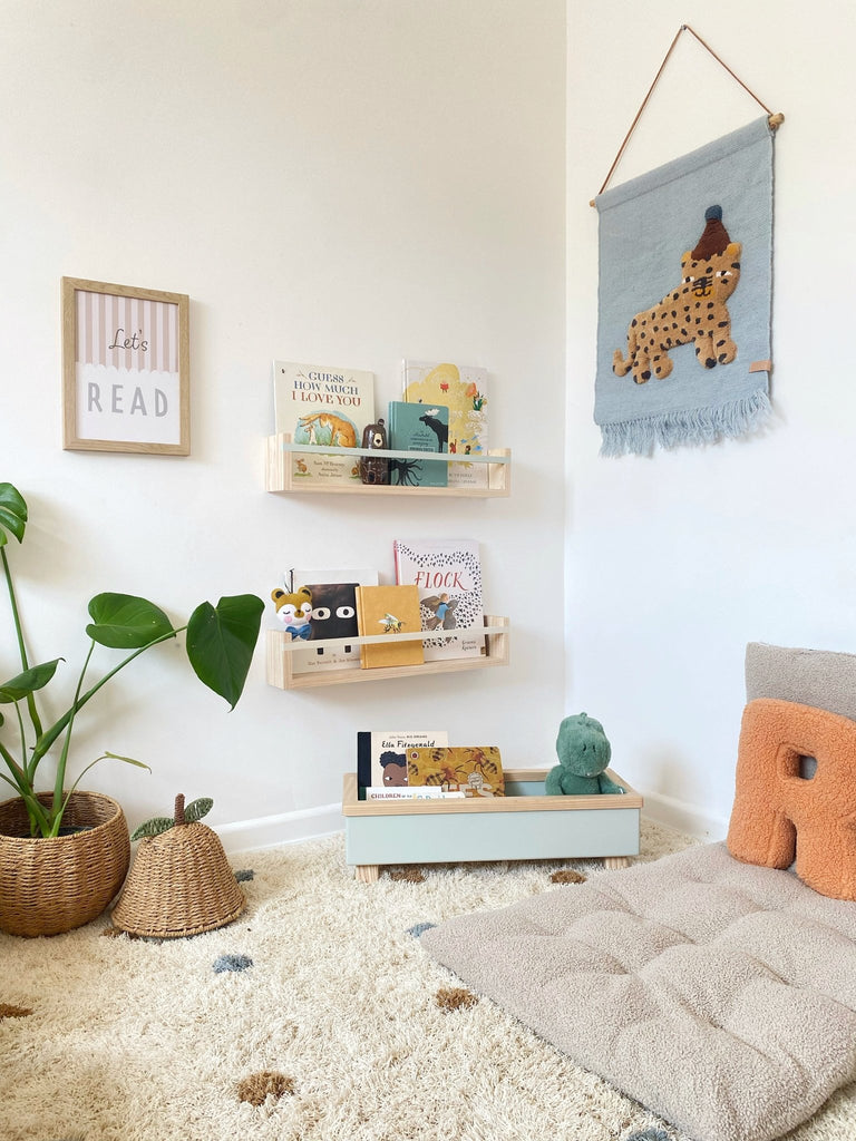 Autumn's Corner - The Bookshelf - Acorn & Pip_Autumns Corner