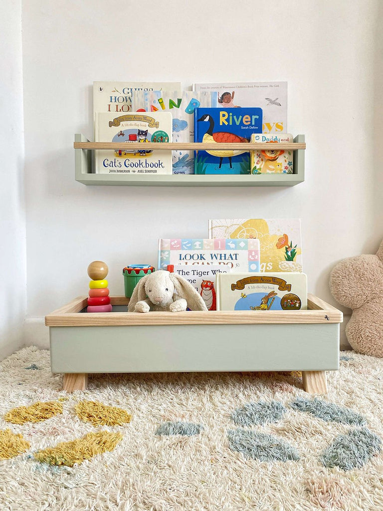Autumn's Corner: The Colour Pop Book & Toy Trough - Acorn & Pip_Autumns Corner