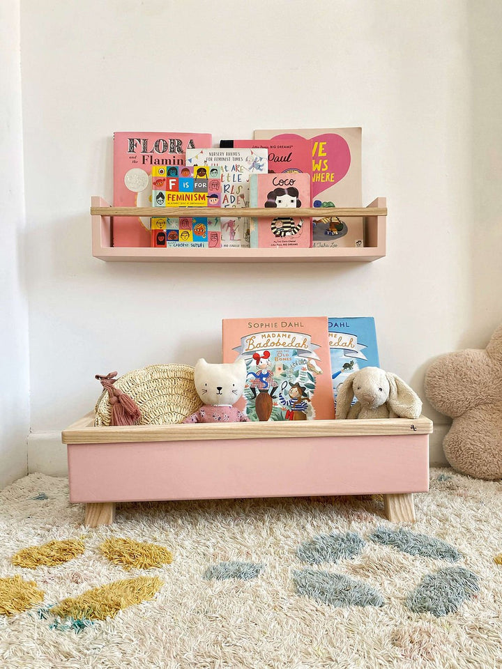 Autumn's Corner: The Colour Pop Book & Toy Trough - Acorn & Pip_Autumns Corner